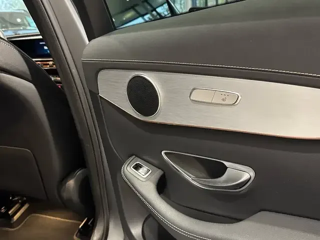 Mercedes-Benz EQC 400