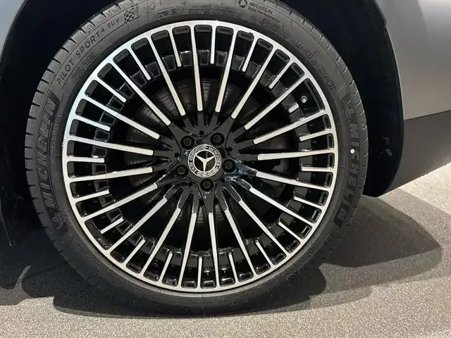 Mercedes-Benz EQC 400