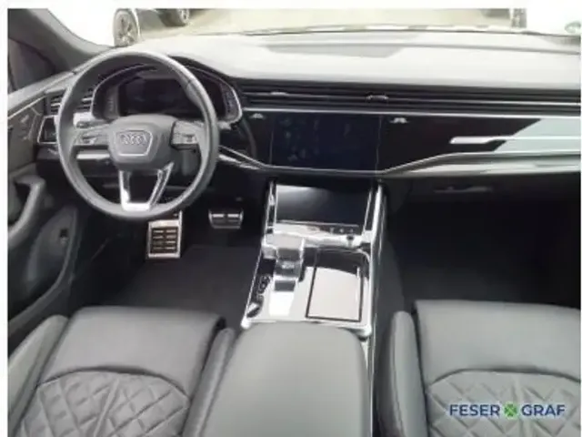 Audi SQ8