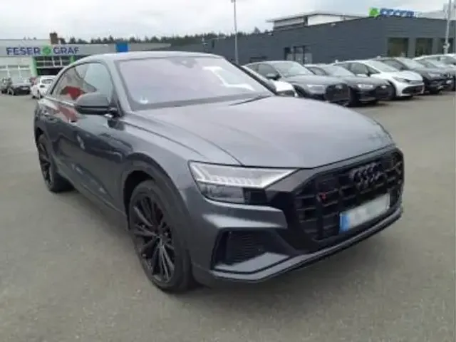 Audi SQ8