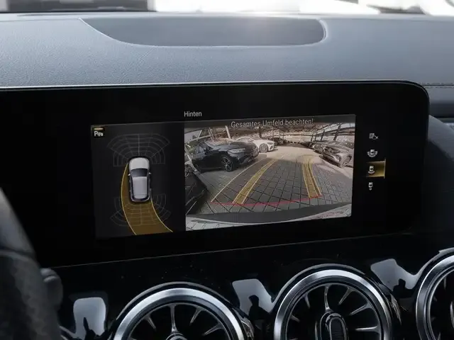 Mercedes-Benz EQA 350