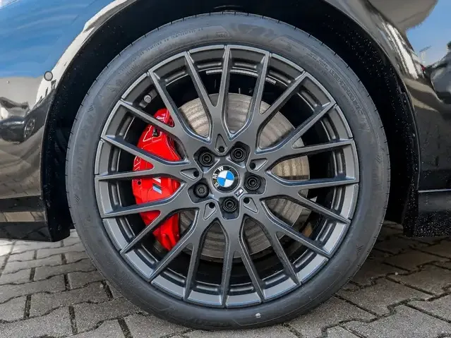BMW 235