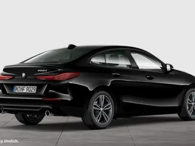 BMW 220