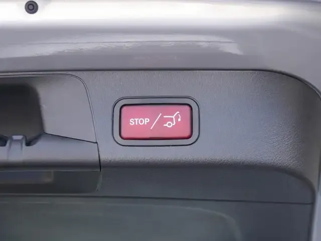 Mercedes-Benz EQB 300