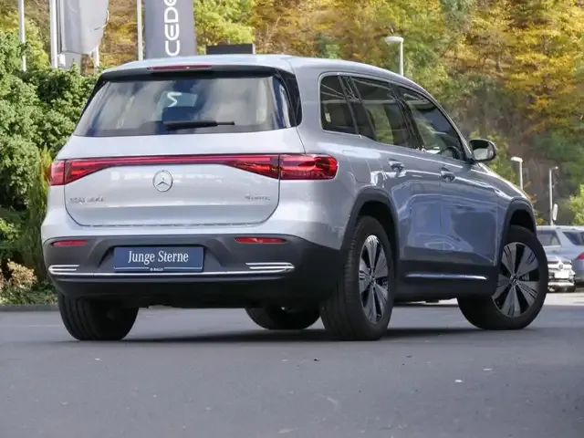 Mercedes-Benz EQB 300