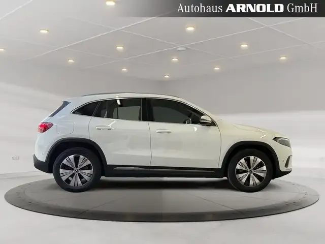 Mercedes-Benz EQA 300