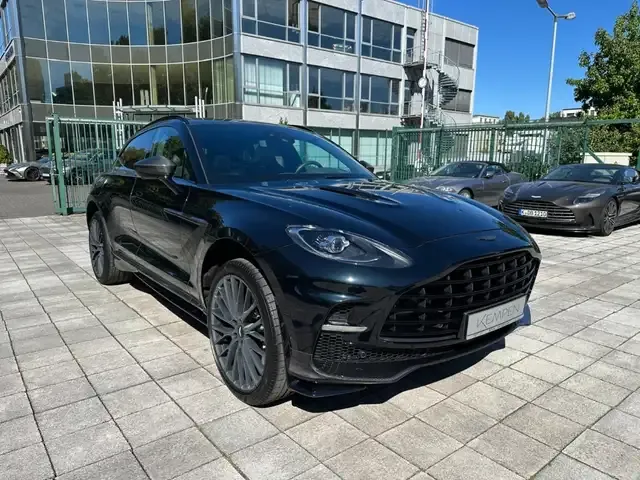 Aston Martin DBX