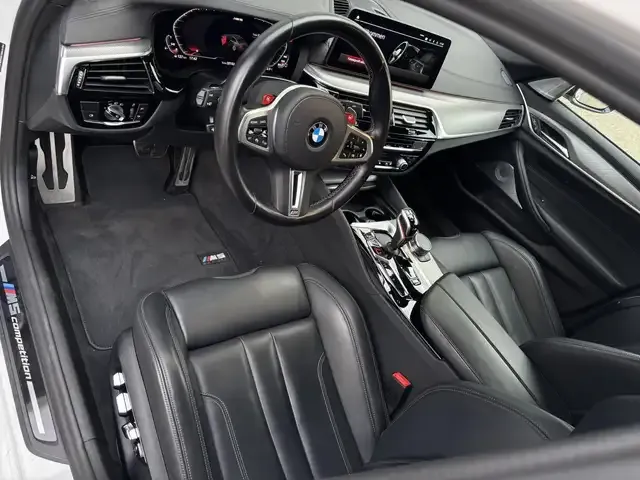 BMW M5