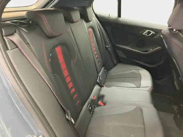 BMW 128