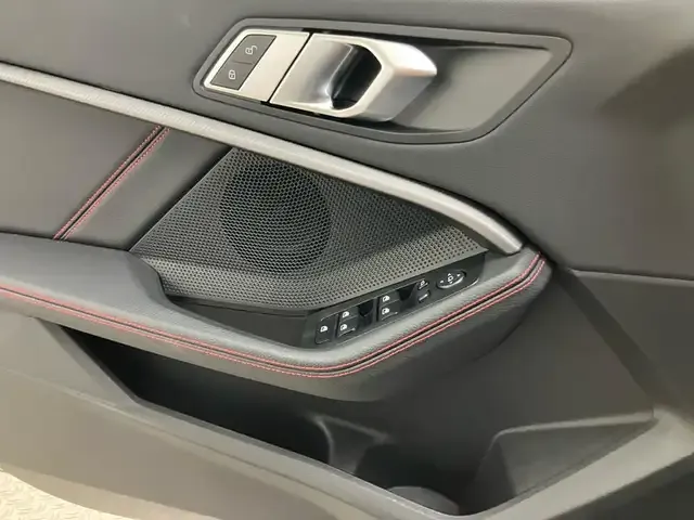 BMW 128