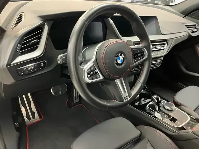 BMW 128