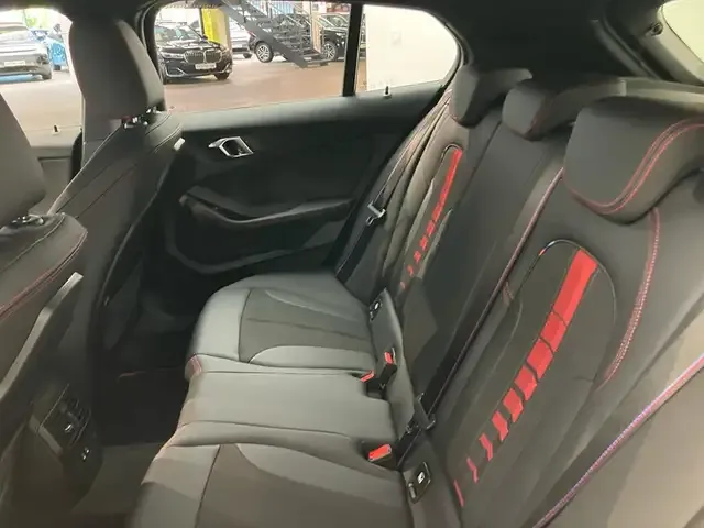 BMW 128