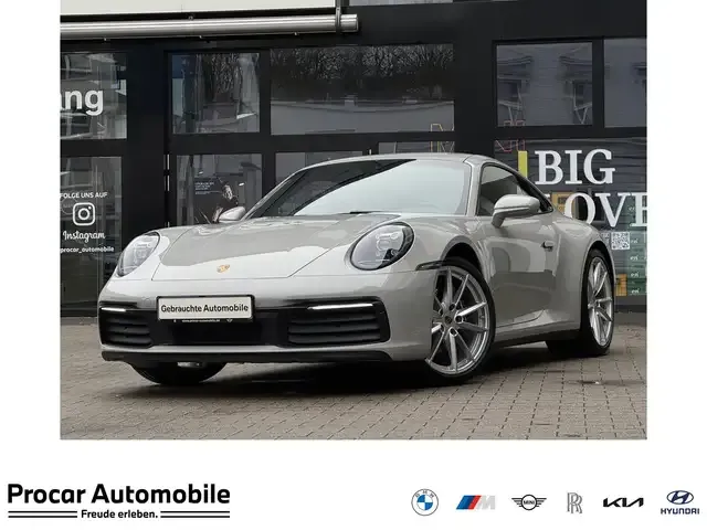 Porsche 992