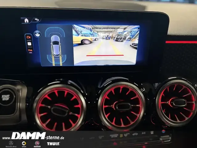 Mercedes-Benz EQB 350