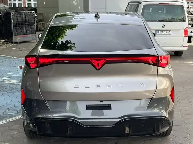 CUPRA Tavascan