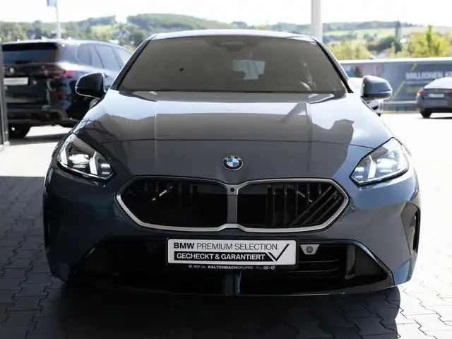 BMW 120