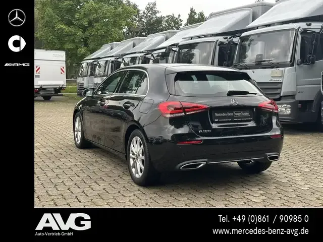 Mercedes-Benz A 180