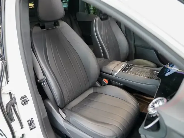 Mercedes-Benz EQE 500