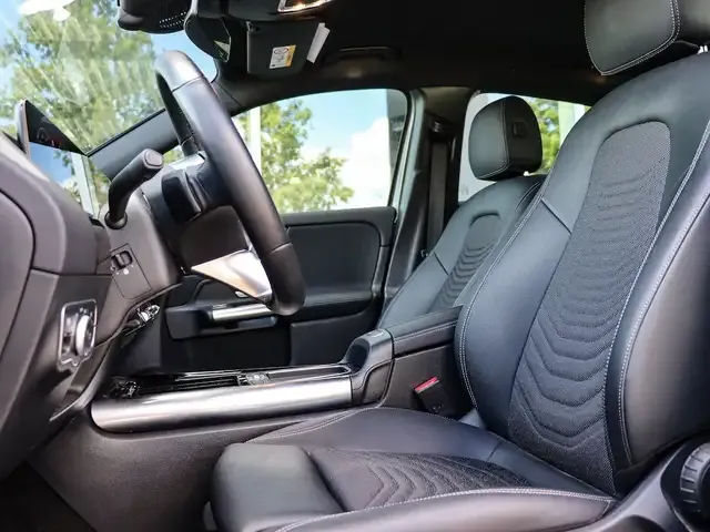 Mercedes-Benz GLA 180