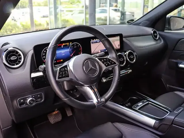Mercedes-Benz GLA 180