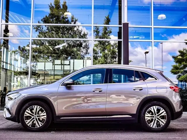 Mercedes-Benz GLA 180