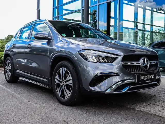 Mercedes-Benz GLA 180