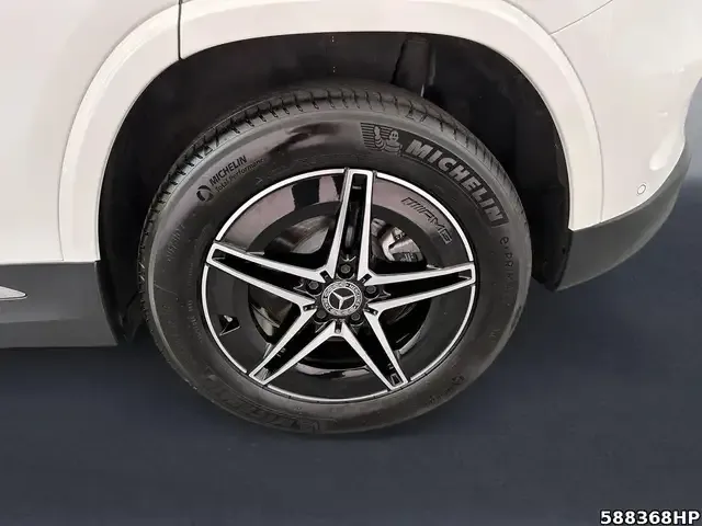 Mercedes-Benz EQA 300