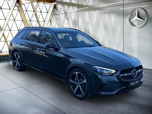 Mercedes-Benz C 220
