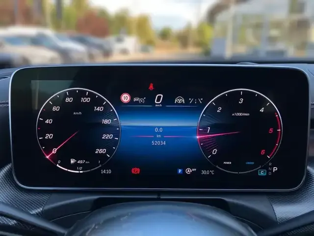 Mercedes-Benz C 220