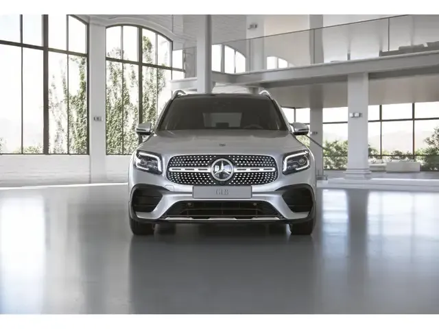 Mercedes-Benz GLB 200