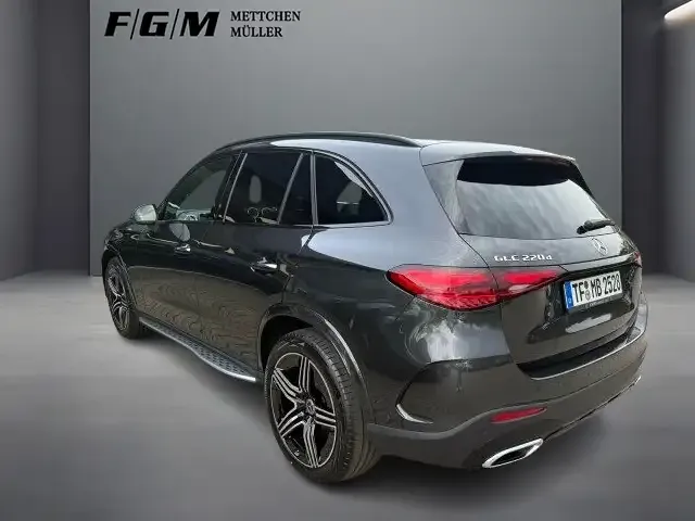 Mercedes-Benz GLC 220