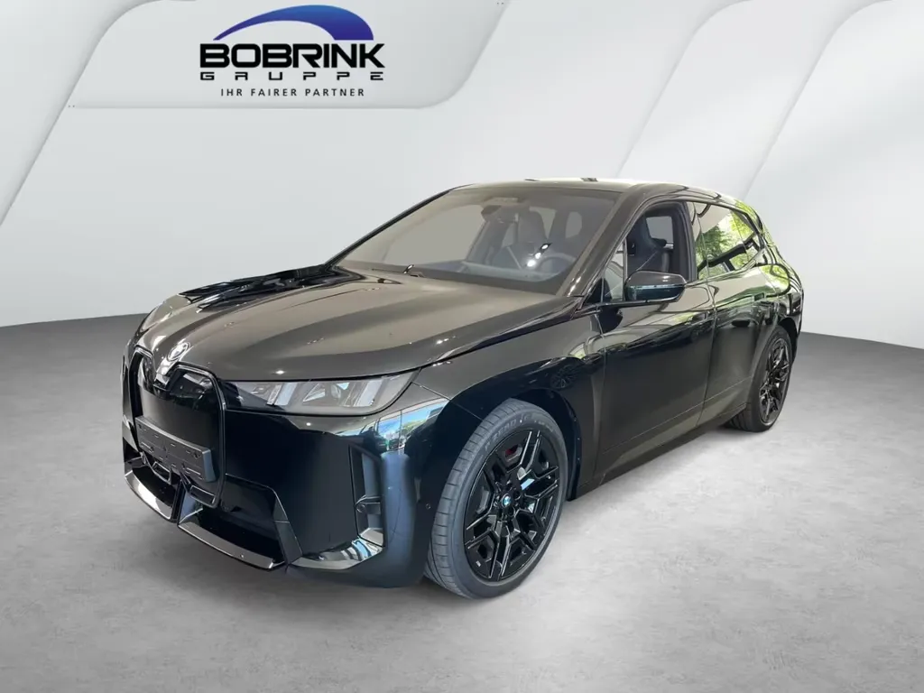 BMW iX