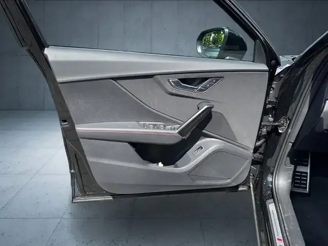 Audi SQ2