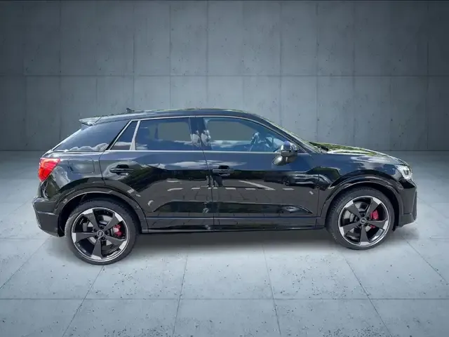 Audi SQ2
