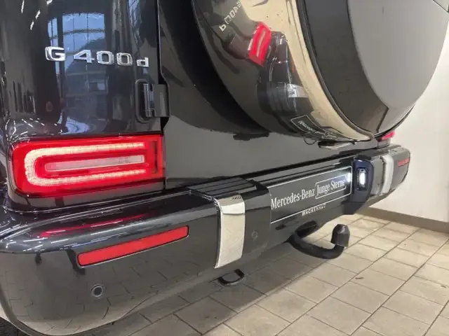Mercedes-Benz G 400