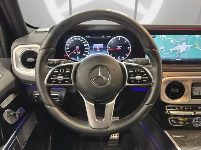 Mercedes-Benz G 400