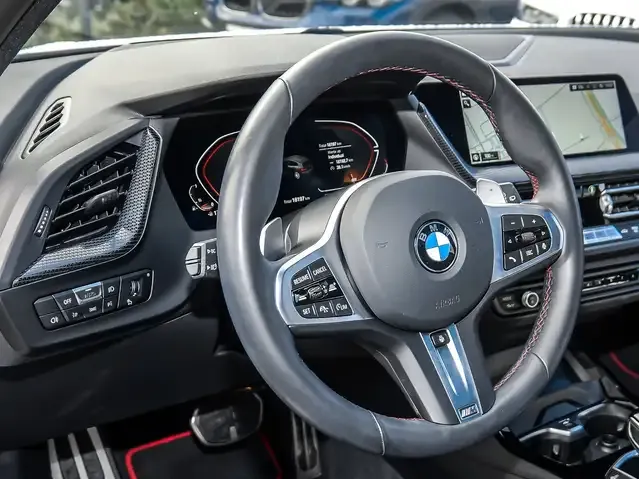 BMW 128