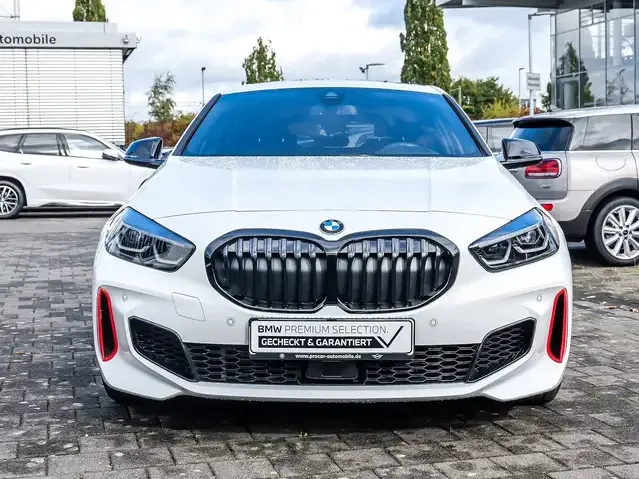 BMW 128