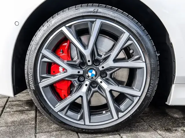 BMW 128