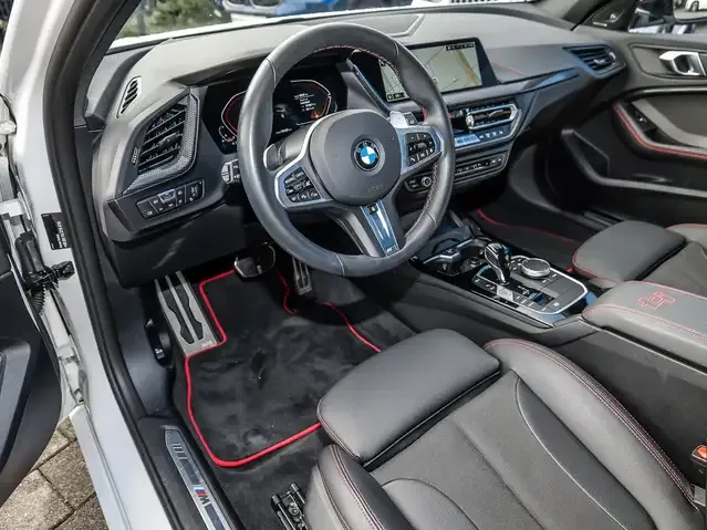 BMW 128