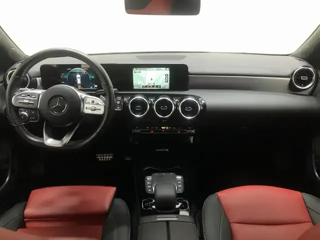 Mercedes-Benz CLA 220