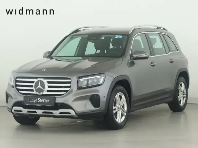 Mercedes-Benz GLB 200