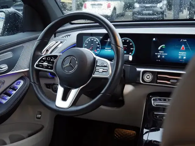 Mercedes-Benz EQC 400