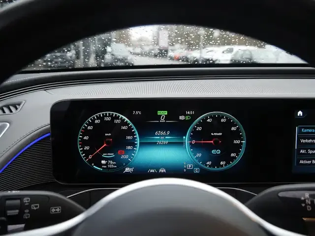 Mercedes-Benz EQC 400