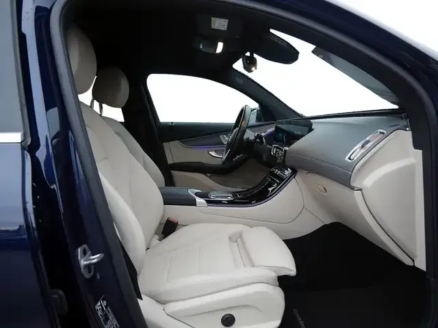 Mercedes-Benz EQC 400