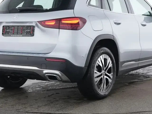 Mercedes-Benz GLA 250