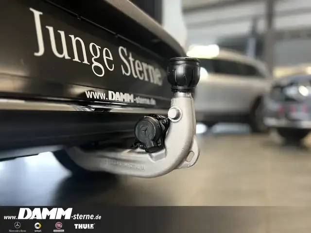 Mercedes-Benz EQA 300