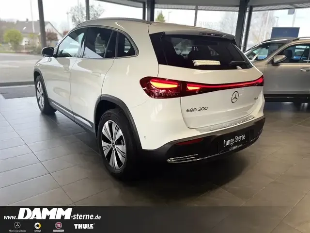 Mercedes-Benz EQA 300