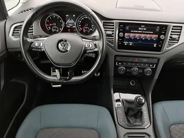 Volkswagen Golf Sportsvan