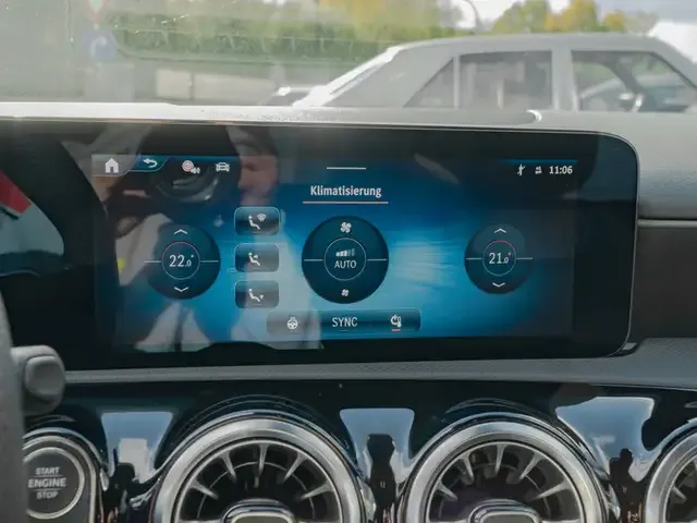 Mercedes-Benz A 35 AMG